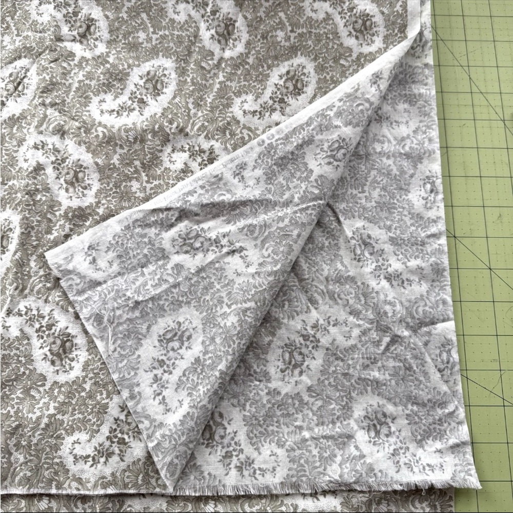 Vintage Peter Pan Fabrics Quilting Cotton Paisley Floral Fabric 2 yards - Picture 4 of 8